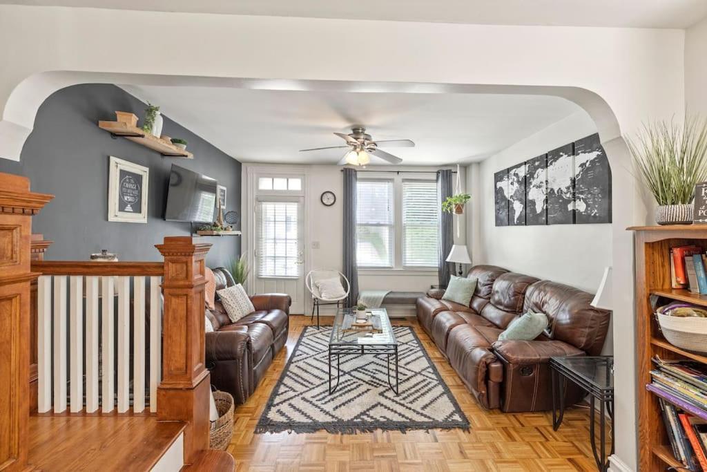 Rare City Home W/ Backyard Fire-Pit & Hottub Lancaster Extérieur photo